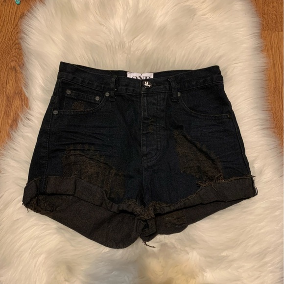 One Teaspoon Shorts - Picture 2 of 12